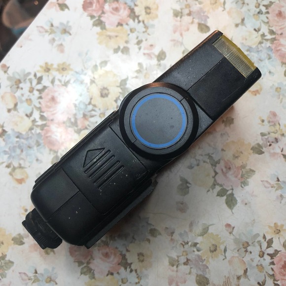 Vintage Crown 175A Automatic Bounce Flash Photography Speedlight - Picture 6 of 10